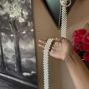 Elegant Pearl belt size small/medium